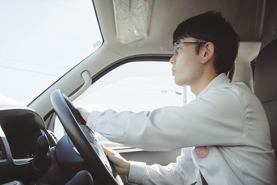 画像：出社・営業エリアへ出発